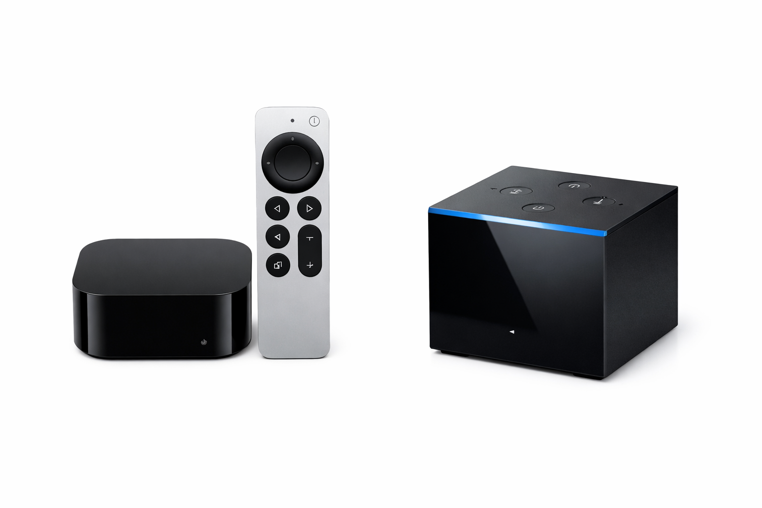 Apple TV 4K und Fire TV Cube im Vergleich im Wohnzimmer